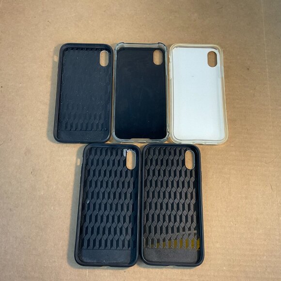 Used iPhone XR Cases - Picture 10 of 11